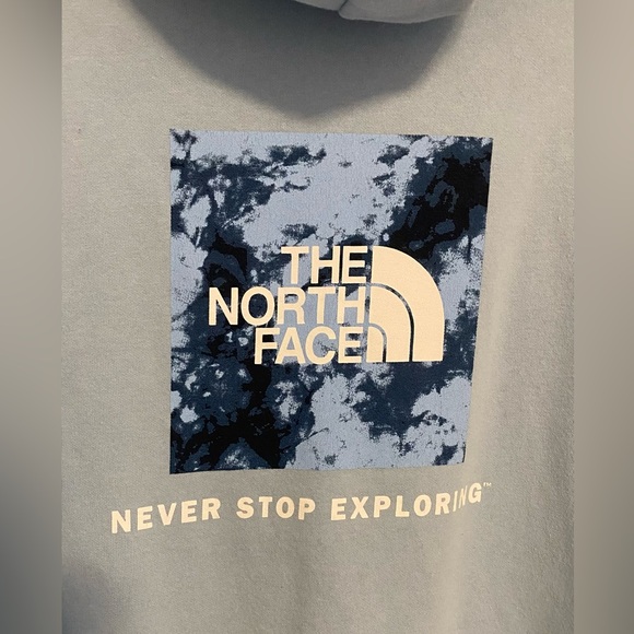 The North Face Hoodie - medium - Picture 7 of 8